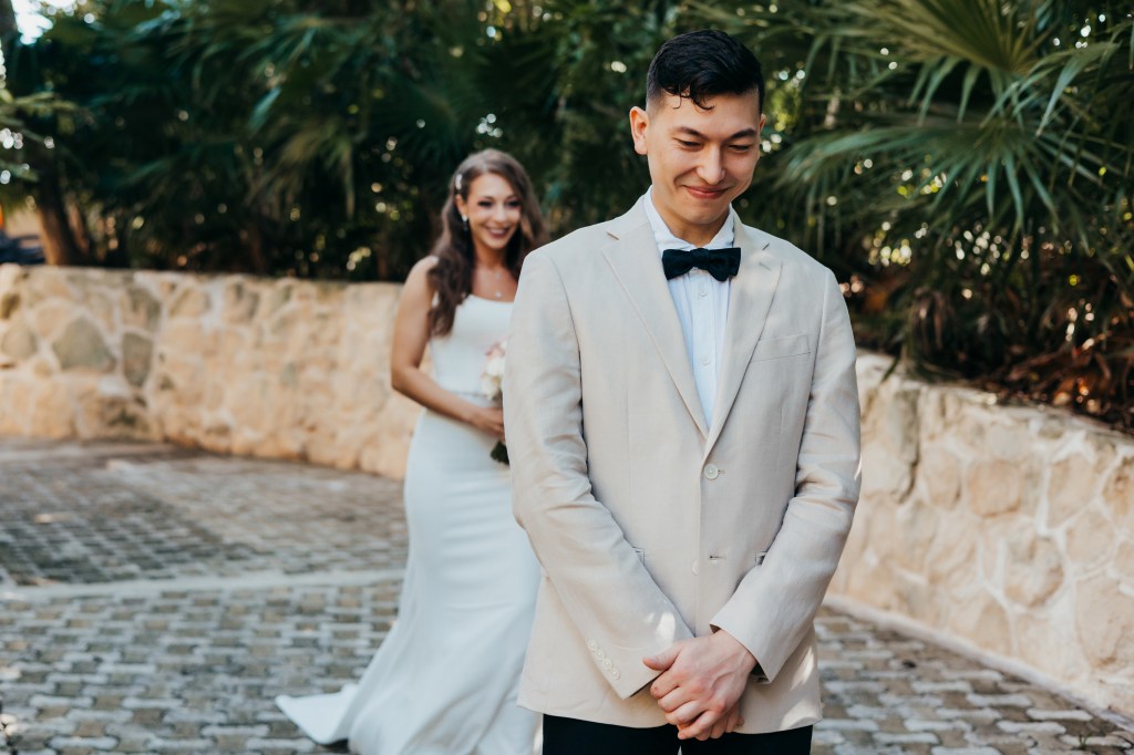 first look bride and groom and mexico