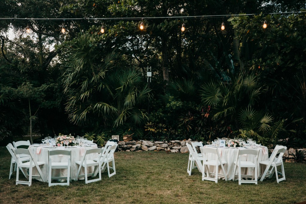 Destination wedding reception in Mexico