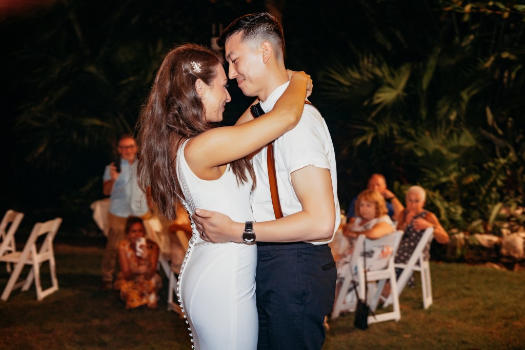 bride and groom first dance in Mexico