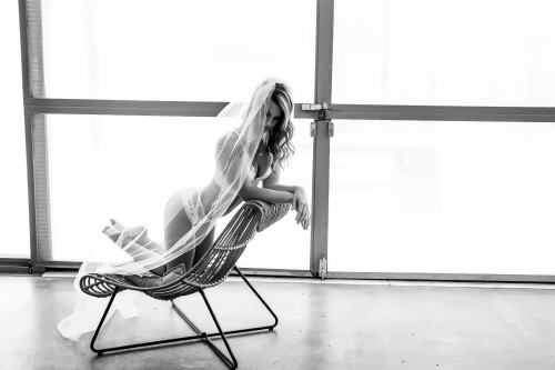 bridal boudoir photo